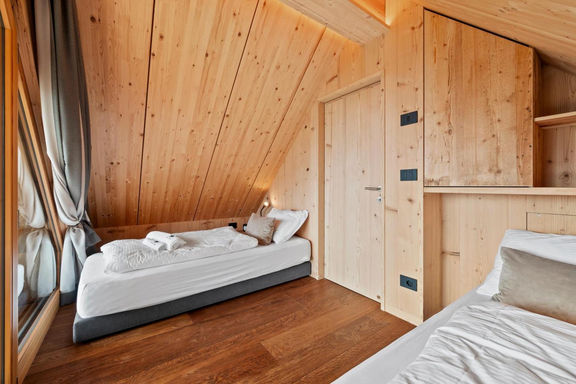 New Opening "Sissi Chalets" - Unique Luxury Hideaway With Mountain View & Sauna Mendola Exterior foto