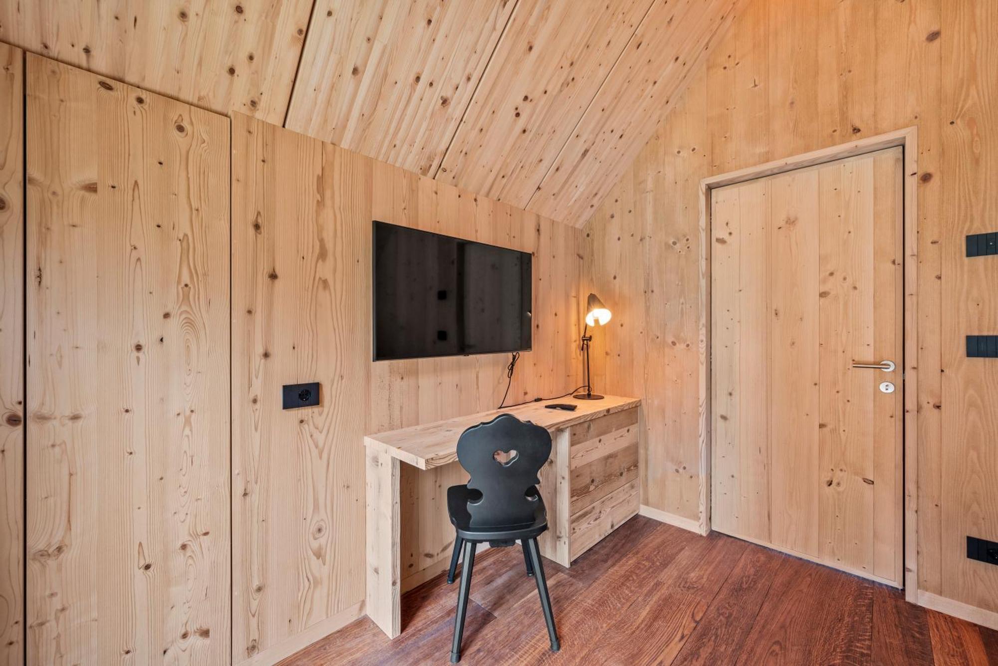 New Opening "Sissi Chalets" - Unique Luxury Hideaway With Mountain View & Sauna Mendola Exterior foto